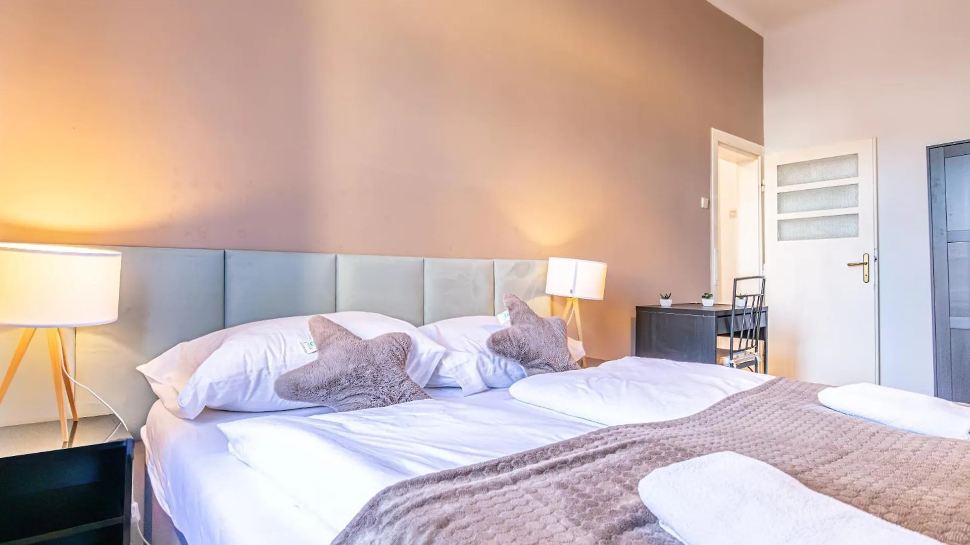 Comfortable 2Br Apt In Vienna, Prime Location Wien
